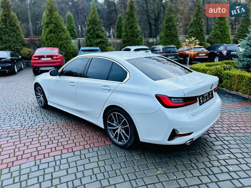 Седан BMW 3 Series 2019 в Луцке