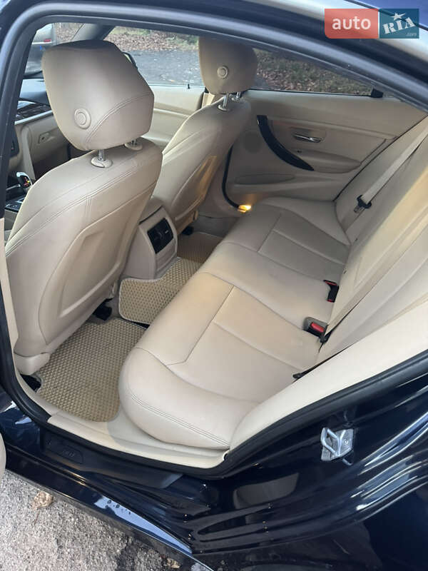 Седан BMW 3 Series 2015 в Хмельницком