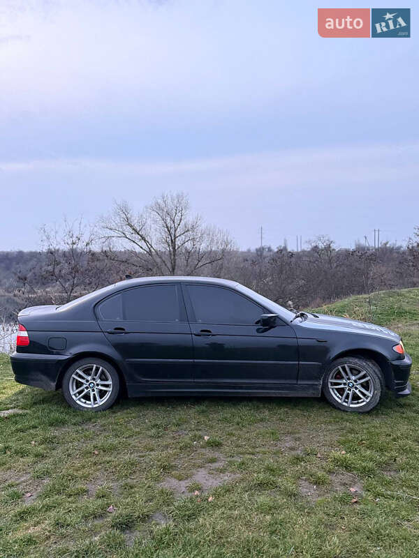 Седан BMW 3 Series 2002 в Александрие