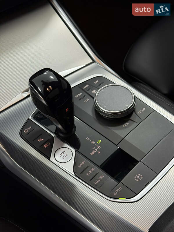 Седан BMW 3 Series 2022 в Одессе