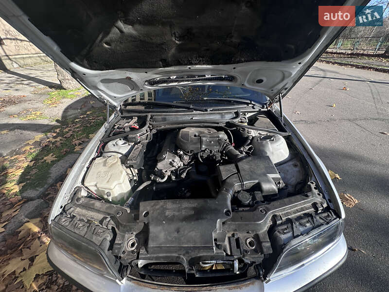 Седан BMW 3 Series 1999 в Миколаєві