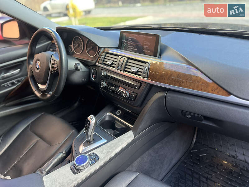 Седан BMW 3 Series 2012 в Ровно
