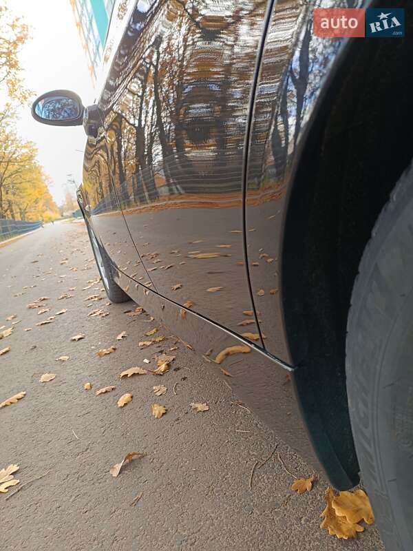 Седан BMW 3 Series 2007 в Чернигове