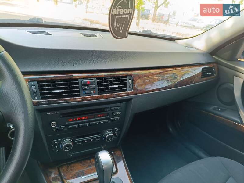 Седан BMW 3 Series 2007 в Чернигове