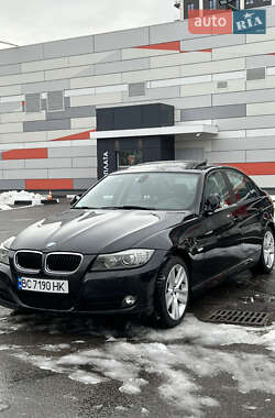 Седан BMW 3 Series 2010 в Львове