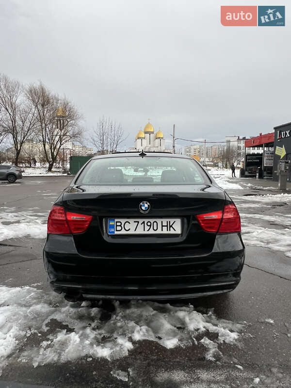 Седан BMW 3 Series 2010 в Львове фото 7 Седан BMW 3 Series 2010 в Львове