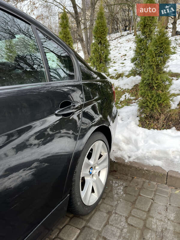 Седан BMW 3 Series 2010 в Львове фото 17 Седан BMW 3 Series 2010 в Львове