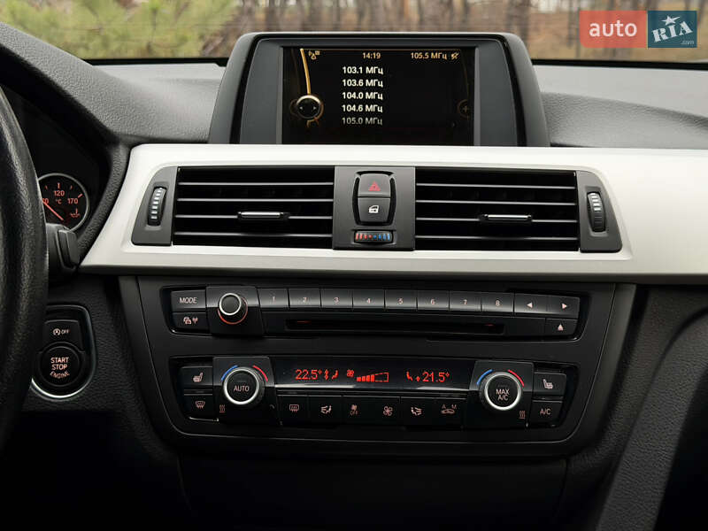 Седан BMW 3 Series 2012 в Киеве фото 33 Седан BMW 3 Series 2012 в Киеве