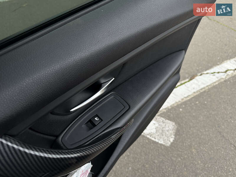 Седан BMW 3 Series 2013 в Одессе