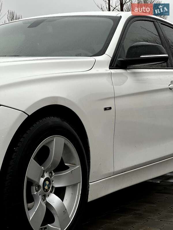 Седан BMW 3 Series 2013 в Ирпене фото 17 Седан BMW 3 Series 2013 в Ирпене