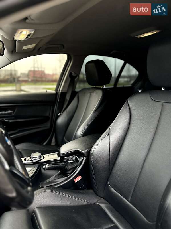 Седан BMW 3 Series 2013 в Ирпене фото 35 Седан BMW 3 Series 2013 в Ирпене