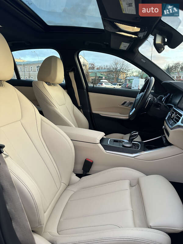 Седан BMW 3 Series 2021 в Харькове