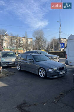 Универсал BMW 3 Series 1998 в Киеве