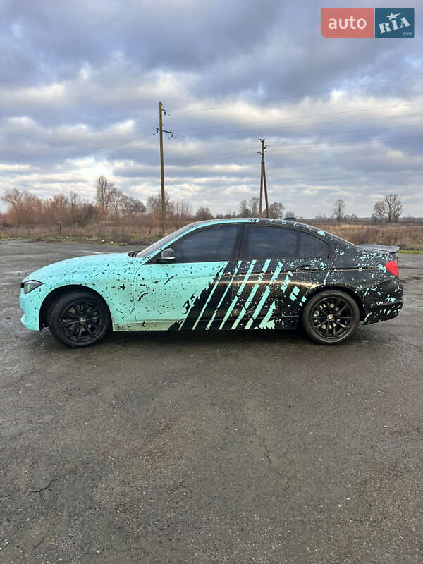 Седан BMW 3 Series 2013 в Буче