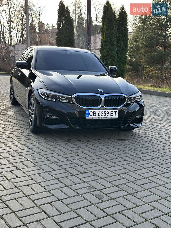 Седан BMW 3 Series 2022 в Києві