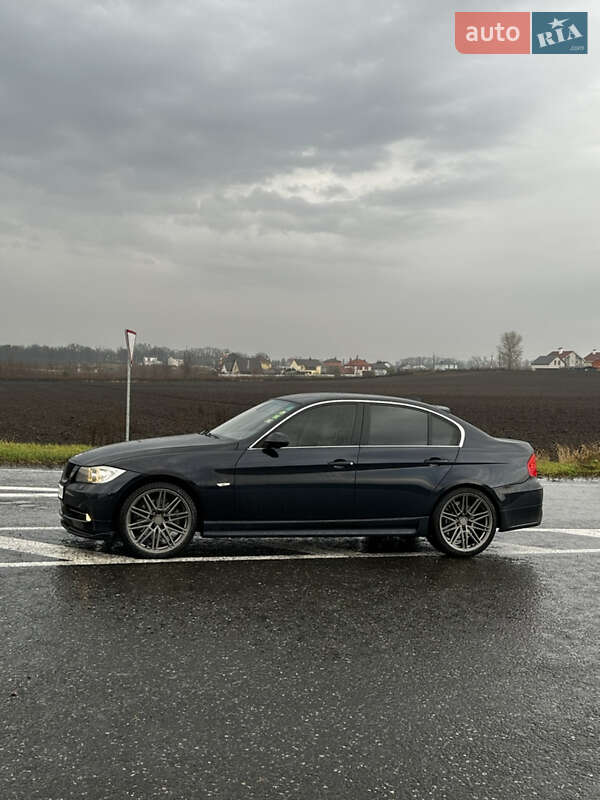 Седан BMW 3 Series 2005 в Черкассах