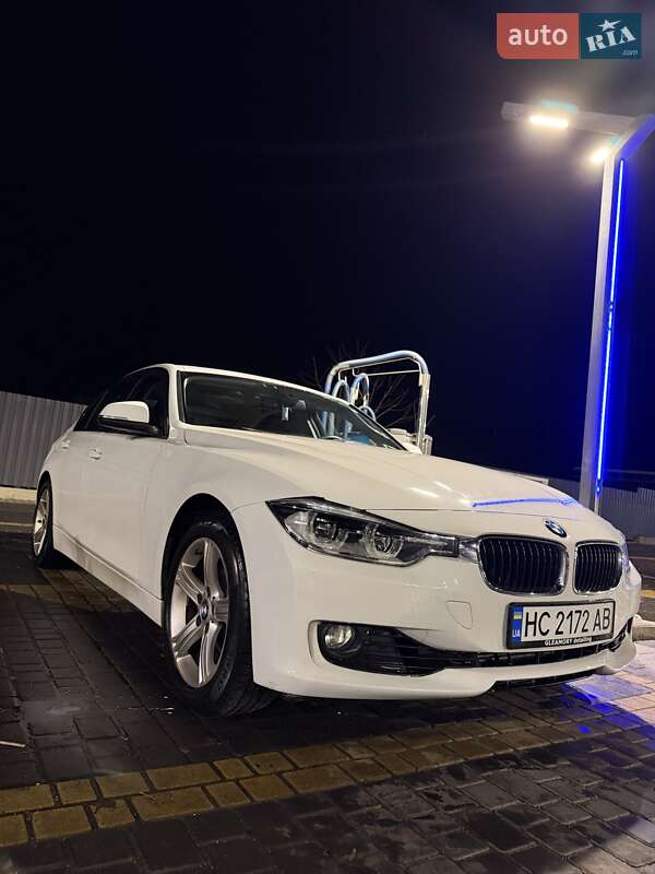 Седан BMW 3 Series 2013 в Днепре