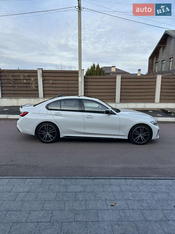 Седан BMW 3 Series 2019 в Киеве