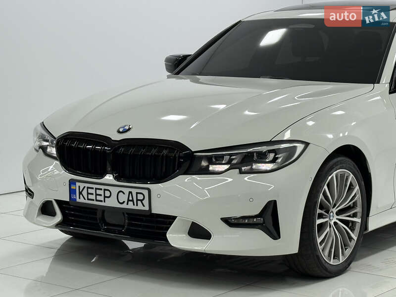 Седан BMW 3 Series 2020 в Одессе