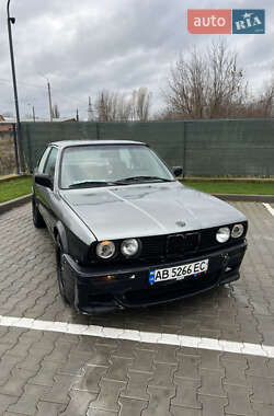 Купе BMW 3 Series 1986 в Виннице