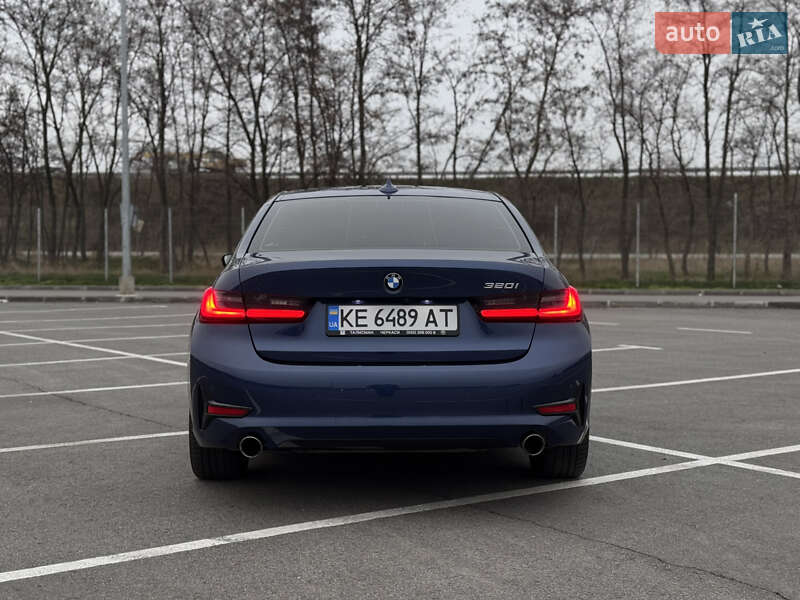 Седан BMW 3 Series 2021 в Днепре