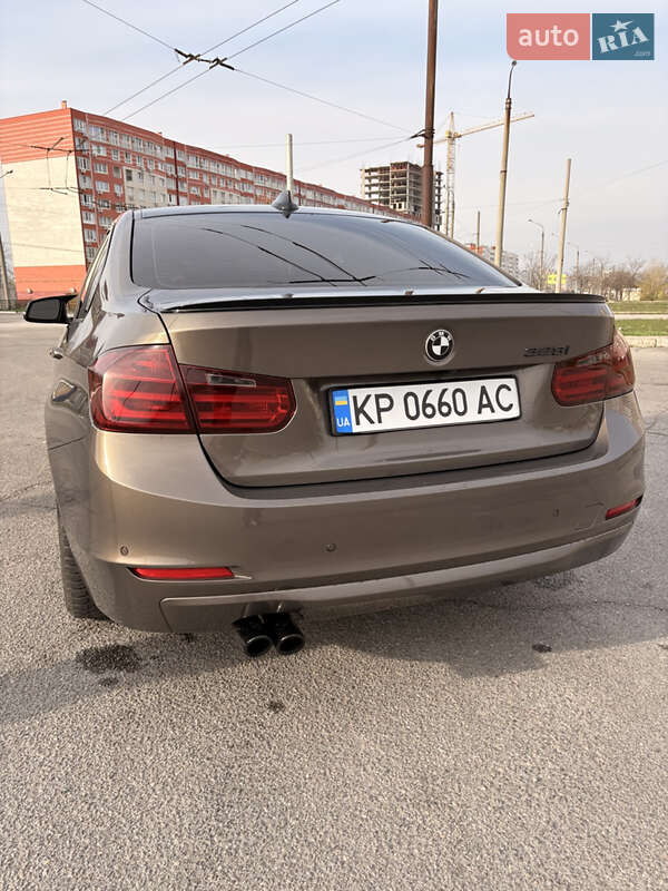 Седан BMW 3 Series 2014 в Запорожье