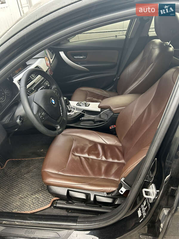 Универсал BMW 3 Series 2016 в Киеве