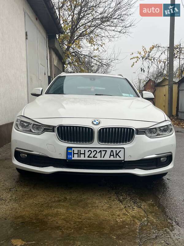 Универсал BMW 3 Series 2015 в Одессе