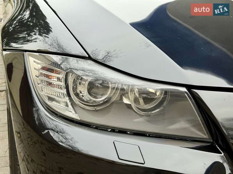 Седан BMW 3 Series 2011 в Днепре