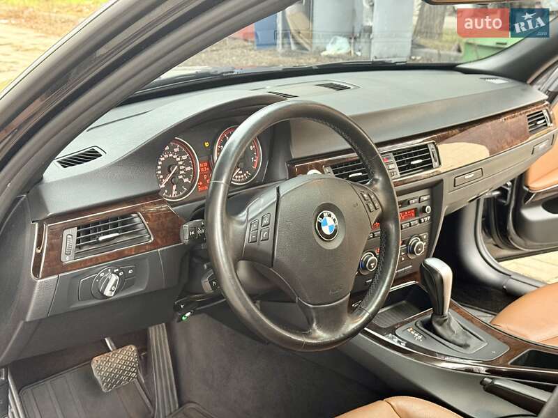 Седан BMW 3 Series 2011 в Днепре