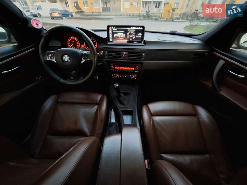 Универсал BMW 3 Series 2007 в Одессе