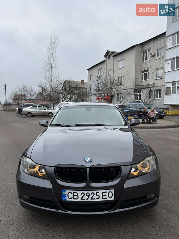 Седан BMW 3 Series 2006 в Чернигове