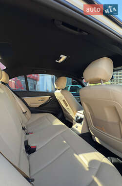 Седан BMW 3 Series 2018 в Черновцах