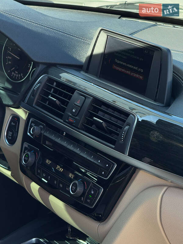 Седан BMW 3 Series 2018 в Черновцах