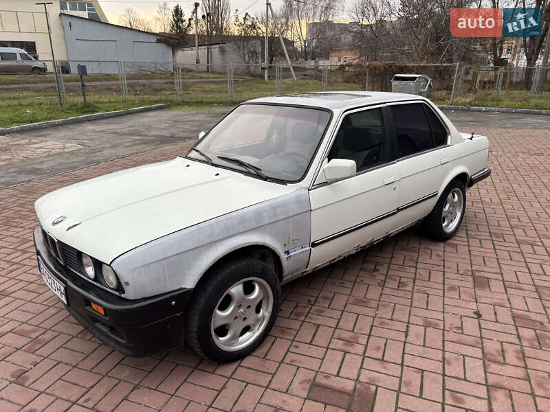 Седан BMW 3 Series 1986 в Знаменке