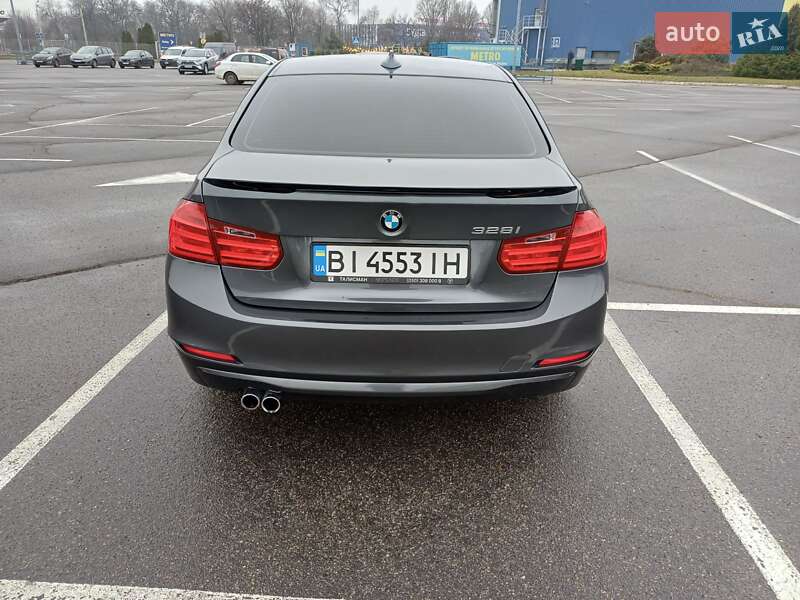 Седан BMW 3 Series 2014 в Днепре