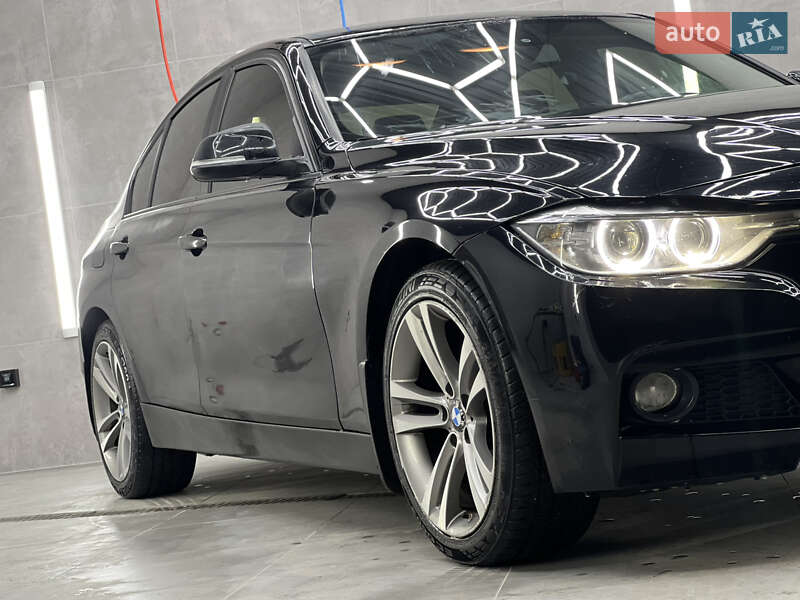 Седан BMW 3 Series 2013 в Одессе