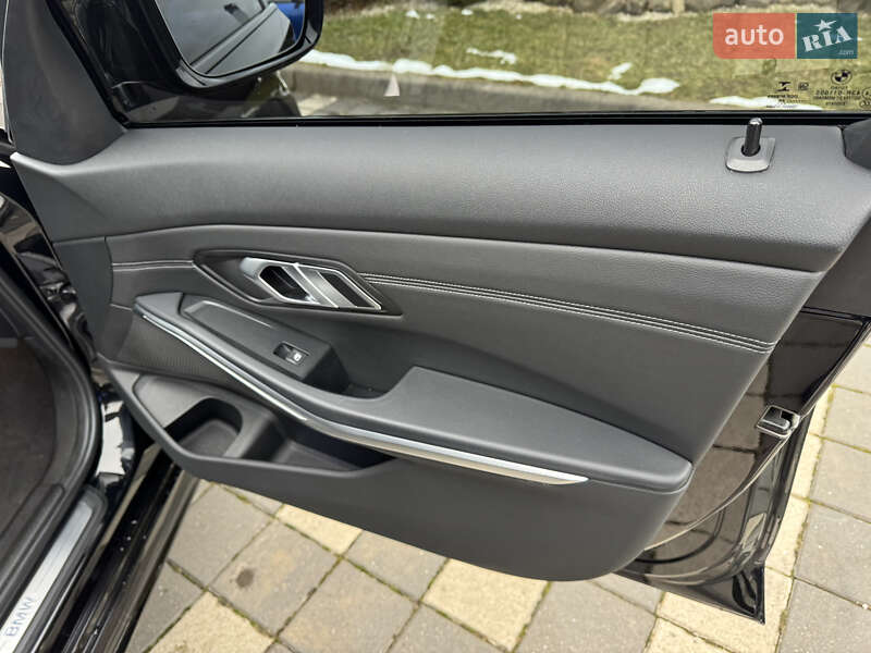 Седан BMW 3 Series 2020 в Стрые
