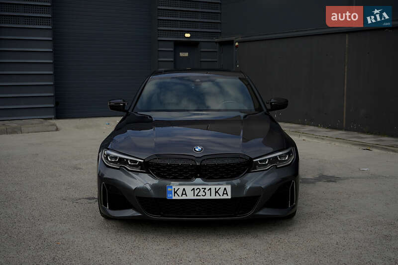 Седан BMW 3 Series 2019 в Киеве