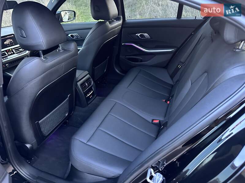 Седан BMW 3 Series 2021 в Одессе