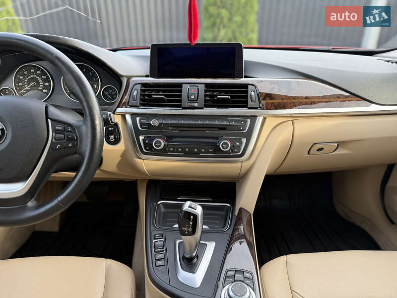 Седан BMW 3 Series 2013 в Киеве