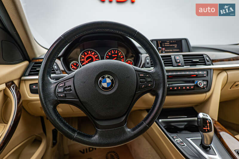 Седан BMW 3 Series 2012 в Киеве