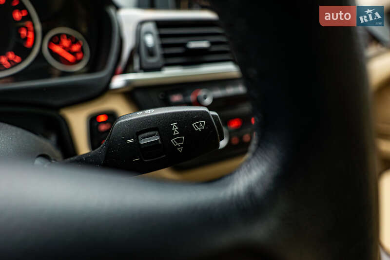 Седан BMW 3 Series 2012 в Киеве