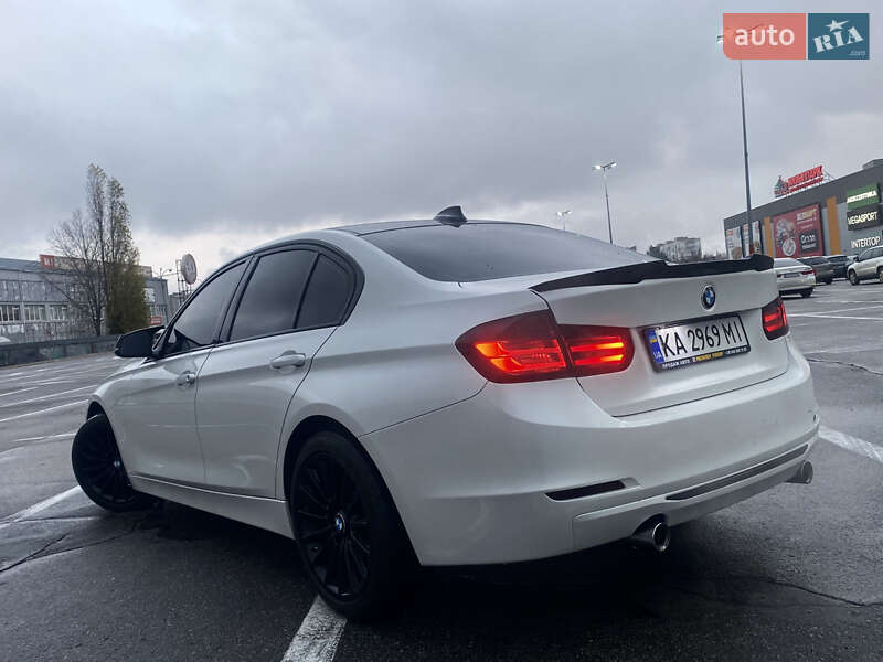 Седан BMW 3 Series 2012 в Полтаве