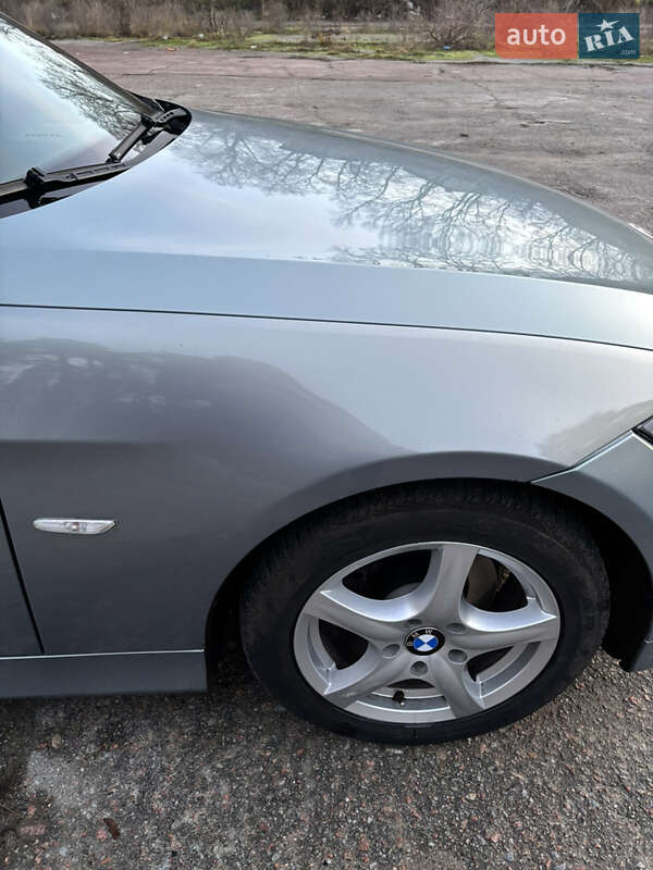 Седан BMW 3 Series 2007 в Чернігові