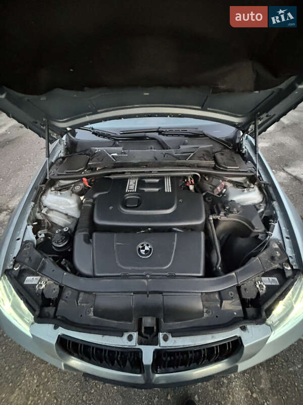Седан BMW 3 Series 2007 в Чернігові