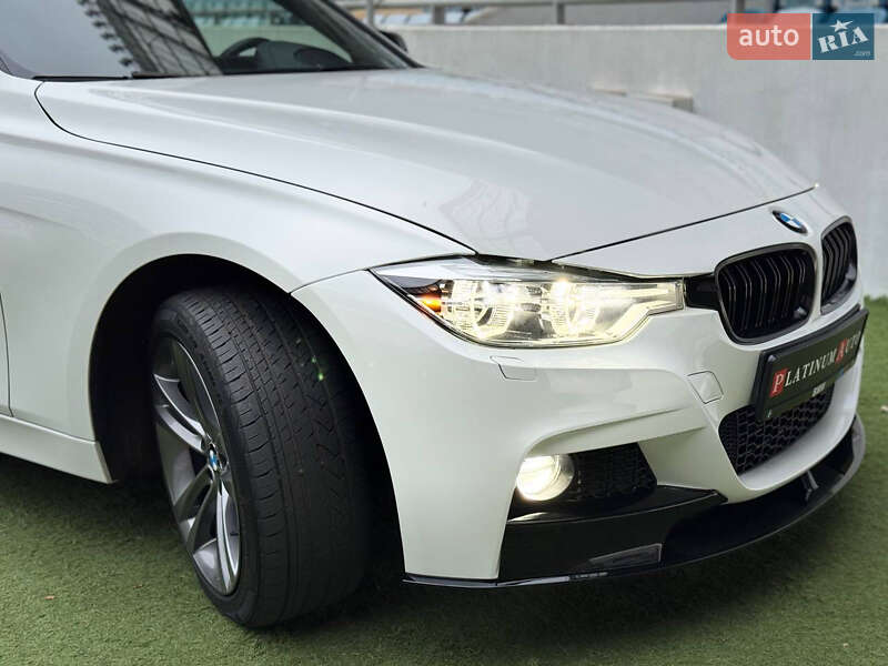 Седан BMW 3 Series 2017 в Одессе