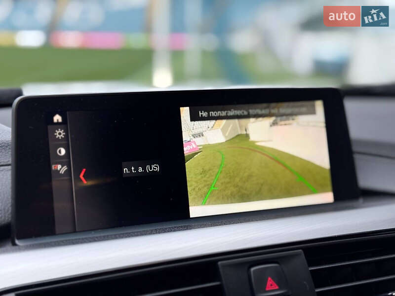 Седан BMW 3 Series 2017 в Одессе