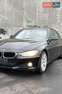 Седан BMW 3 Series 2013 в Львове