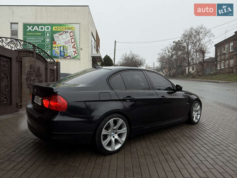 Седан BMW 3 Series 2011 в Харкові